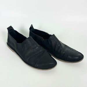 Vince Leather Black Pull On Loafer Flats